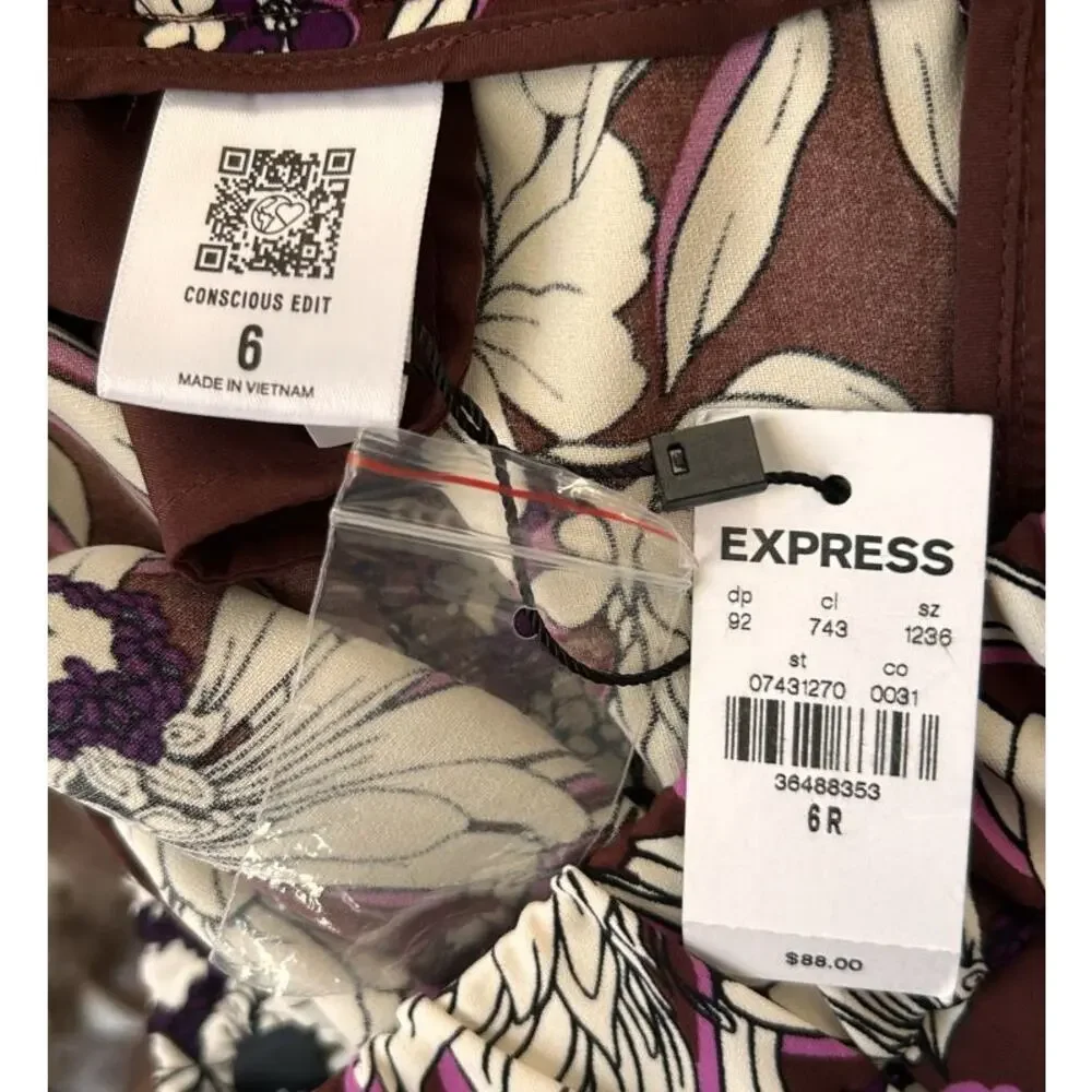 NWT Express Stylist Super High Rise Satin Pleated Wide Leg Maroon Floral Pants 6